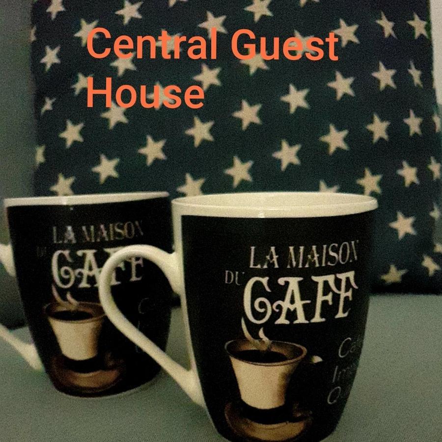 Central Guest House เนเปิลส์ ภายนอก รูปภาพ